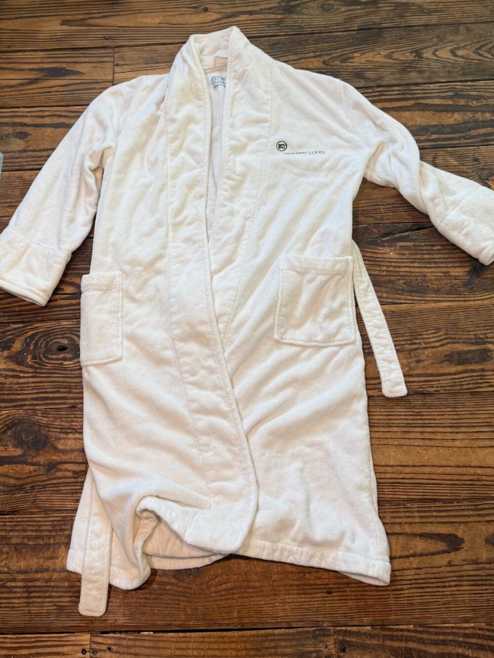 Vintage MTV Fashionably Loud Robe Bathrobe Turkish Music Television 100% Cotton